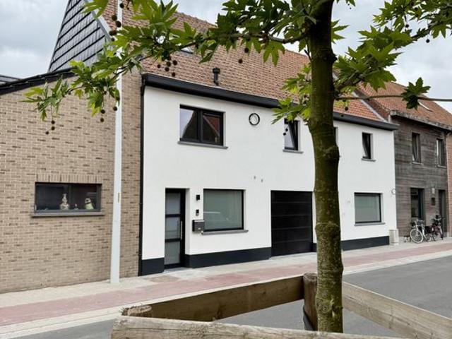 VERKOCHT ZONDER MAKELAAR VIA HOME2SELL