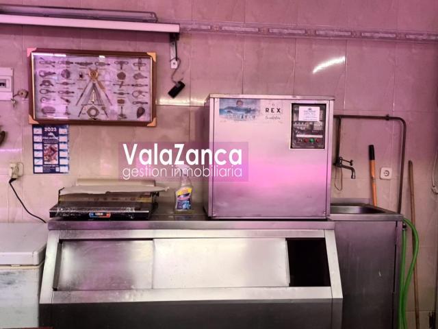 GESTION INMOBILIARIA VALAZANCA, alquila EXCELENTE LOCAL COMERCIAL PARA PESCADERIA