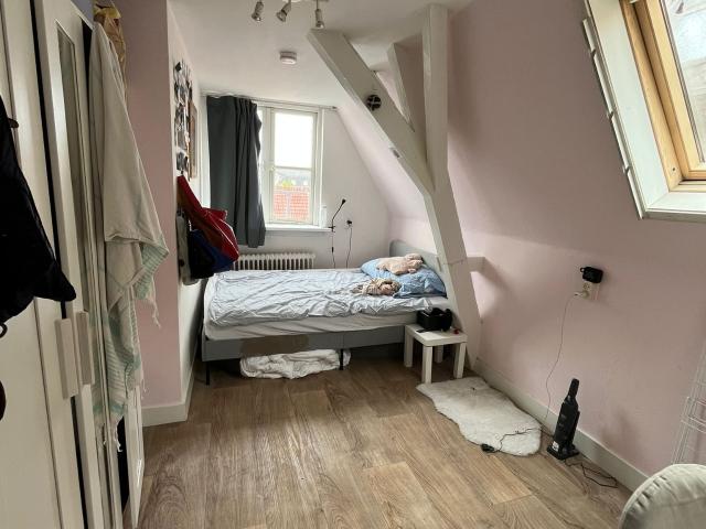 Gestoffeerde incl. bed studentenkamer