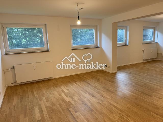 Geschmackvolle, frisch renovierte 2 Zimmer Wohnung mit gehobener Innenausstattung in Stuttgart