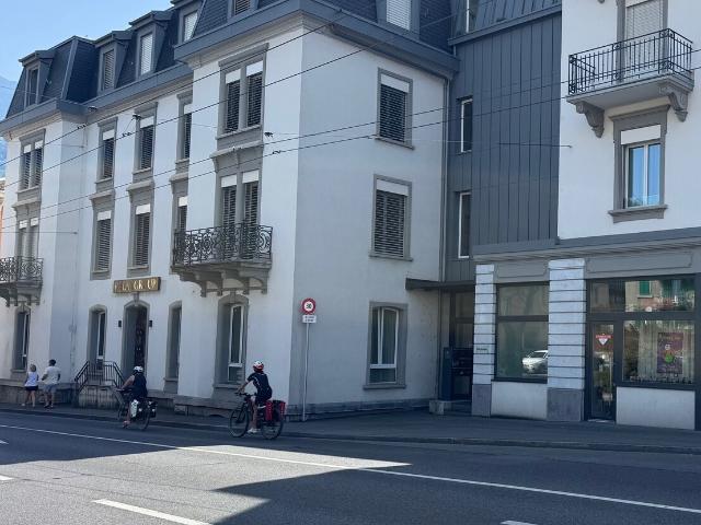 Geschäftslokal zu vermieten in Montreux, nahe dem Palais des Festivals