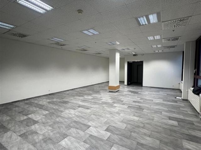 Geschäftsräume im Zentrum von Gottaz