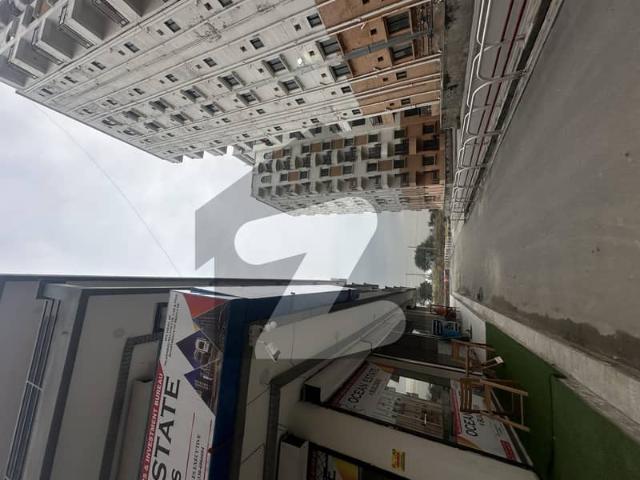 Get A 912 Square Feet Flat For sale In I 16/3