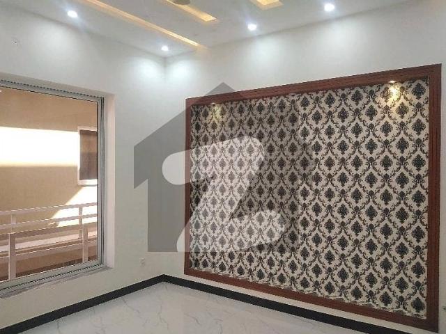 Get A 10 Marla Lower Portion For rent In Bahria Town Phase 3