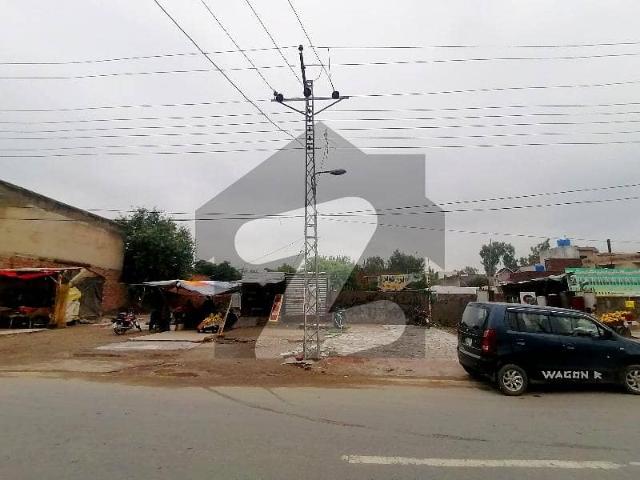 Get A Main Double Road 74 Marla Commercial Plot For sale In College Road