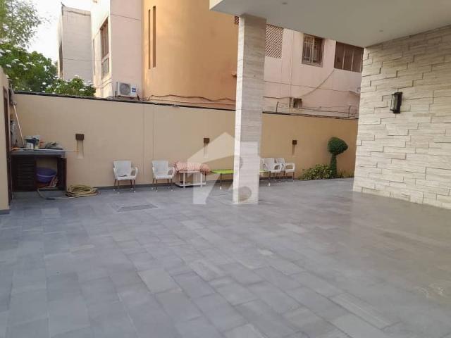Get A Prime Location 1000 Square Yards House For sale In DHA Phase 6