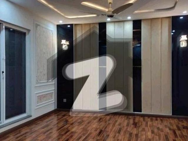 Get An Attractive House In Lahore Bahria Town Sector C