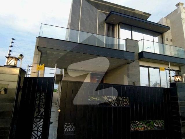 Get An Attractive House In Lahore Under Rs. 43000