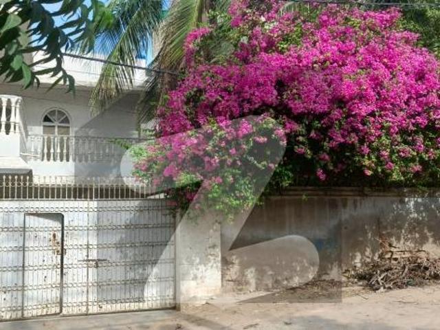 Get An Attractive Prime Location House In Karachi SMCHS Sindhi Muslim Society