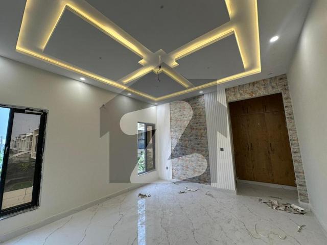 Get An Attractive Prime Location House In Multan Under Rs. 33500 Buch Villas Phase 2 Afzal Block
