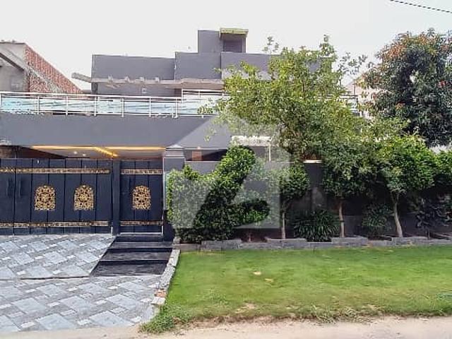 Get An Attractive Prime Location House In Paragon City Under Rs. 76500