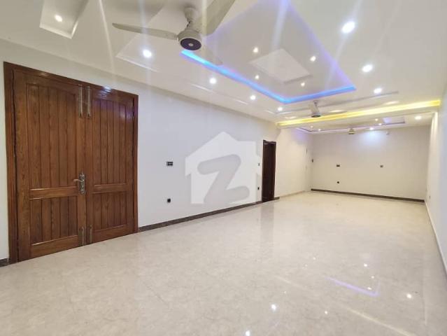 Get In Touch Now To Buy A House In Shah Allah Ditta