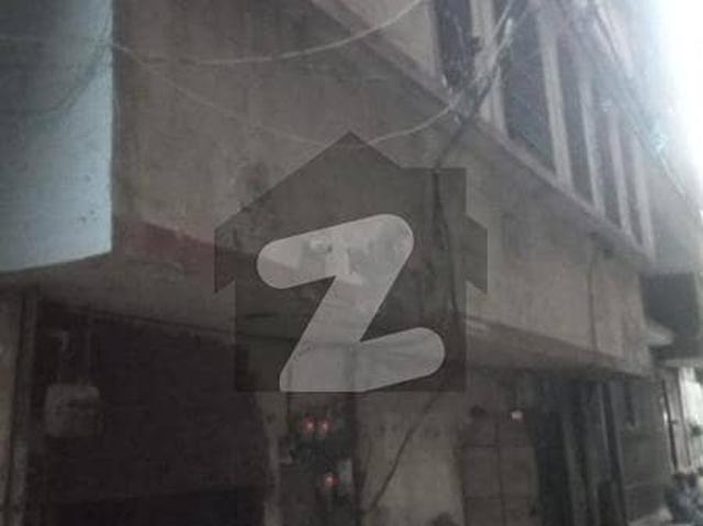 Get In Touch Now To Buy A Prime Location 120 Square Yards House In Manzoor Colony