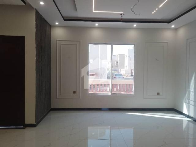 Get In Touch Now To Buy A Prime Location 240 Square Yards House In Naya Nazimabad