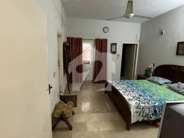 Get In Touch Now To Buy A 240 Square Yards Upper Portion In Gulshan e Iqbal Block 2