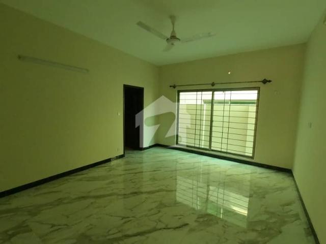 Get In Touch Now To Buy A 375 Square Feet Flat In Karachi