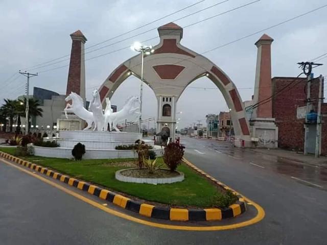 Get possession on booking a very locative location Lahore AL RAZIQ GARDEN ID 84816