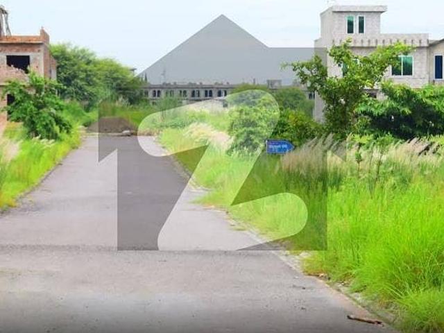 Get This Amazing Main Double Road 10 Marla Residential Plot Available In Airport Enclave E