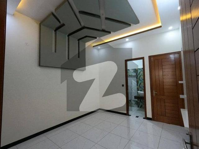 Get This Amazing Prime Location 120 Square Yards House Available In Model Colony Malir