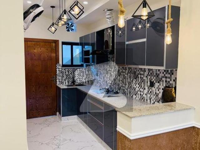 Get This Amazing 1000 Square Feet House Available In D 12/4