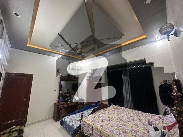 Get This Amazing 400 Square Yards House Available In Gulshan e Iqbal Block 5