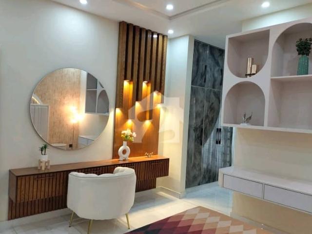 Get This Amazing 5 Marla House Available In Bahria Town Sector E