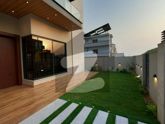 Get Your Dream On Excellent Location House In G 13