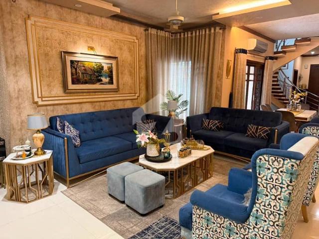 Get Your Dream Prime Location House In DHA Phase 7 Karachi