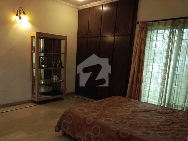 Get Your Hands On Upper Portion In Cantt Best Area