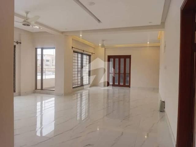 Get Your Hands On Flat In Karachi Best Area IN ASKARI 6 MALIR KARACHI