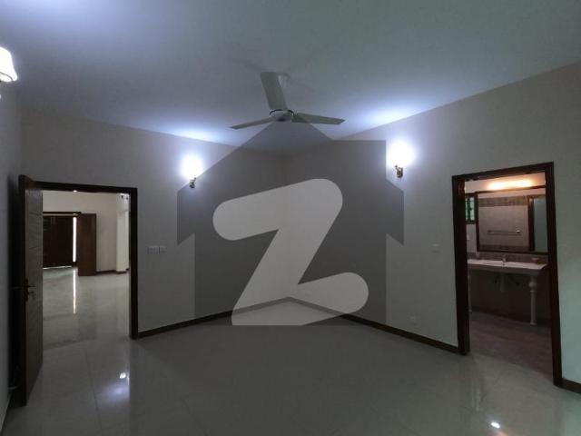 Get Your Hands On House In Karachi Best Area Askari 5 Sector J