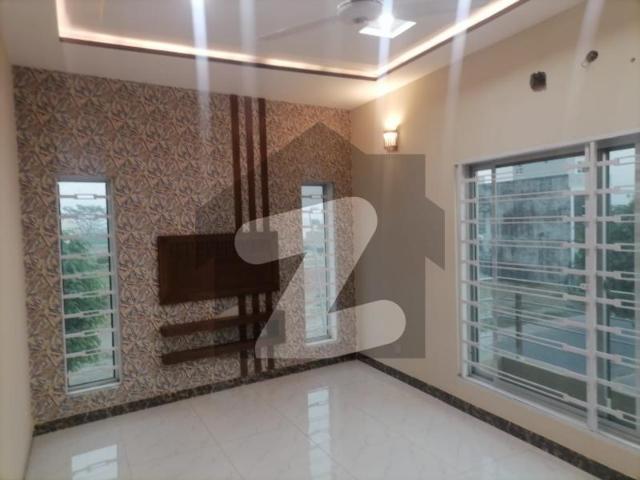 Get Your Hands On House In Lahore Best Area Al Kabir Town Phase 2