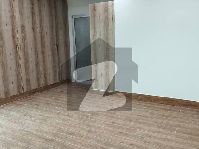 Get Your Hands On Prime Location Flat In Peshawar Road Best Area
