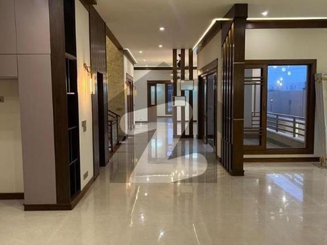 Get Your Hands On Prime Location House In Karachi Best Area DHA Phase 8