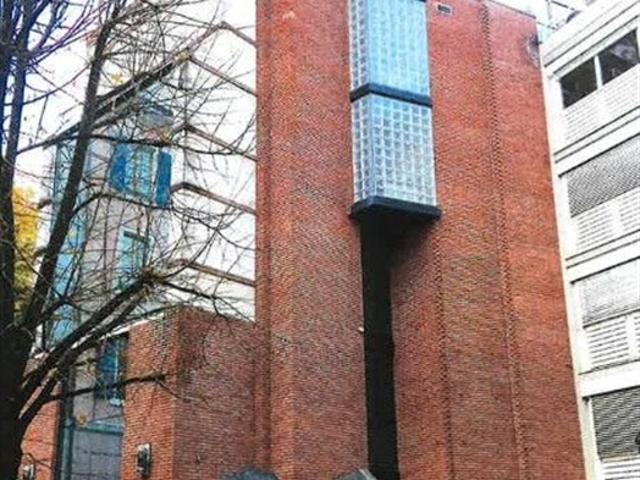 Gewerbegebäude
