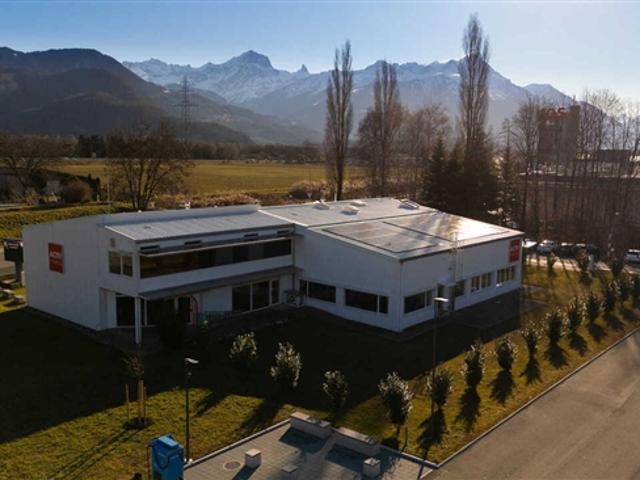 GEWERBEGEBÄUDE – FITNESS+ WOHNUNG – EXKLUSIV