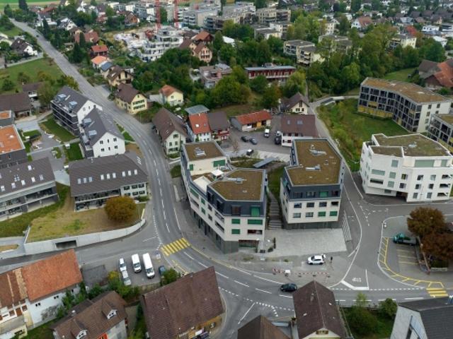 Gewerbefläche im EG für Dienstleistung, Verkauf oder Büro!