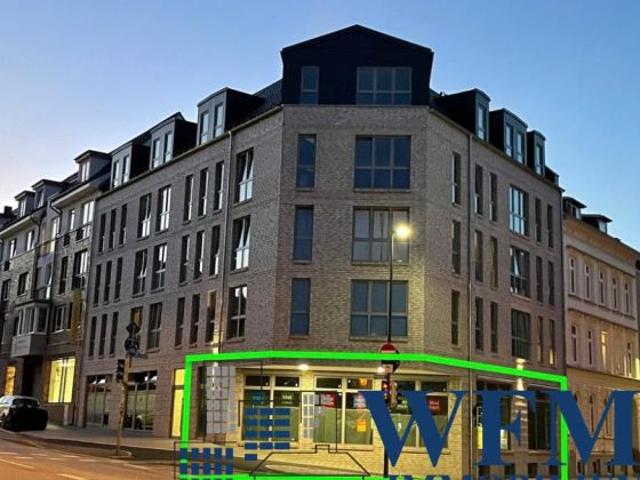 Gewerbefläche, Ein u. Ausfallstraße, Kreuzung, Neubau, Räume veränderbar. WFM Immobilien GmbH