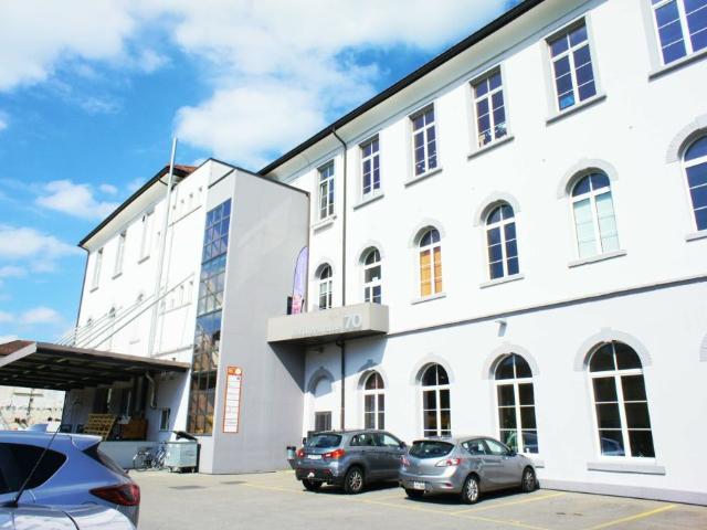 Gewerbefläche in zentralem Gewerbe und Wohnareal