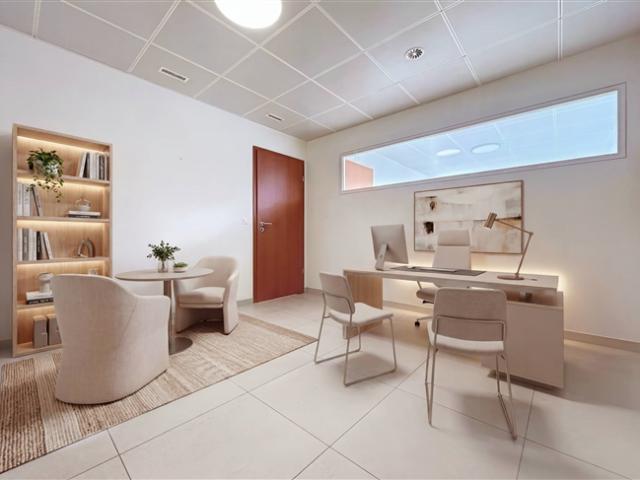 Gewerbefläche von 65 m² – Simplon 21