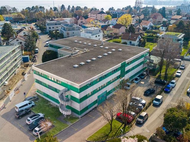 Gewerbeimmobilien von 33 m² zu attraktiven Preisen Schneller Zugang zur Autobahn
