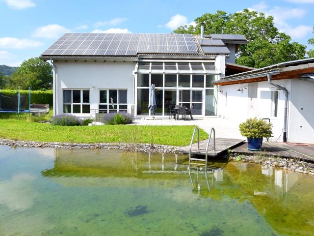 Gewerbepark Büros, Lager u. Werkstatt dazu ein luxuriöses Wohnhaus mit Natur Badeteich