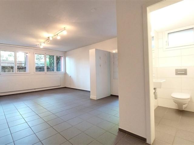 Gewerberaum à 53 m² im UG