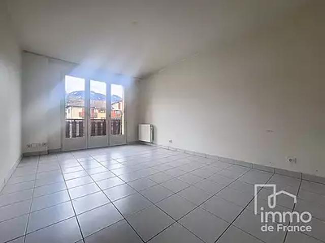Gex 01170 Achat / Vente appartement 2 pièces t2 au dernier étage parking