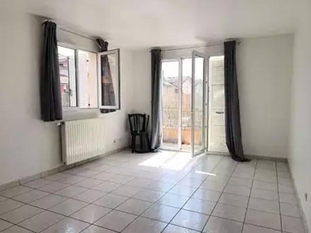 Gex 01170 Location appartement 2 pièces t2 balcon
