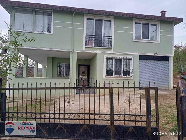 GEYİKÇELİNİN EN GÜZEL EVİNİ SATIYORUZ 5 DÖNÜM ARSA İÇİNDE 6+1 MÜSTAKİL EV