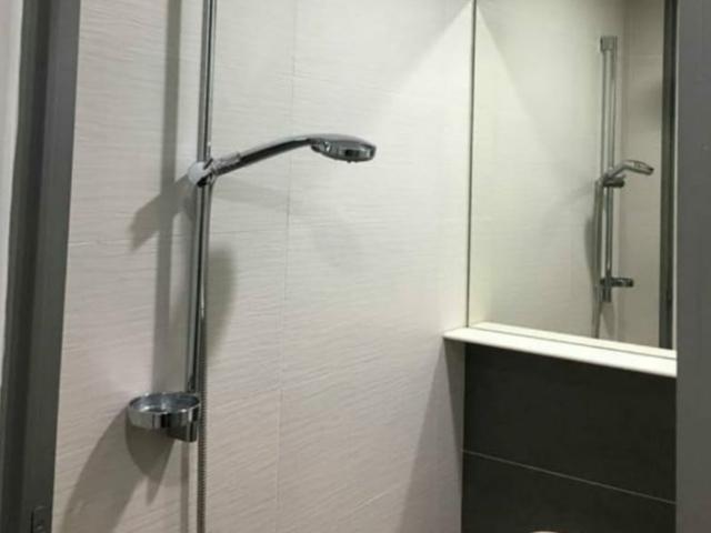 Geylang Condo Junior Masterbedroom NO OWNER STAY
