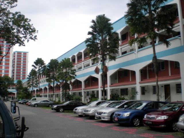 Geylang East Avenue 1 Geylang, HDB Executive