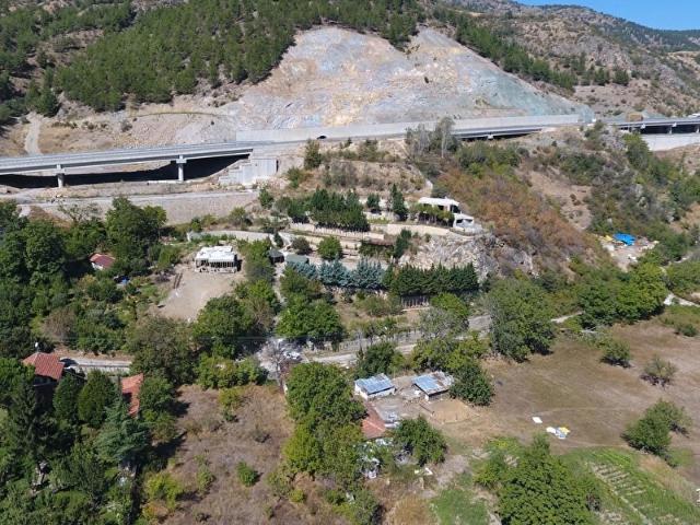 GEYRAS'TA 5200 M2 BAHÇE TEK TAPU İÇİNDE VİLLA KIŞ BAHÇESİ DOLGUN PEYZAJ
