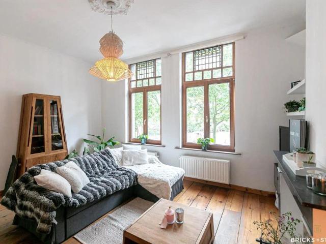 Gezellig gemeubeld appartement op de Vlaamsekaai op het trendy Zuid